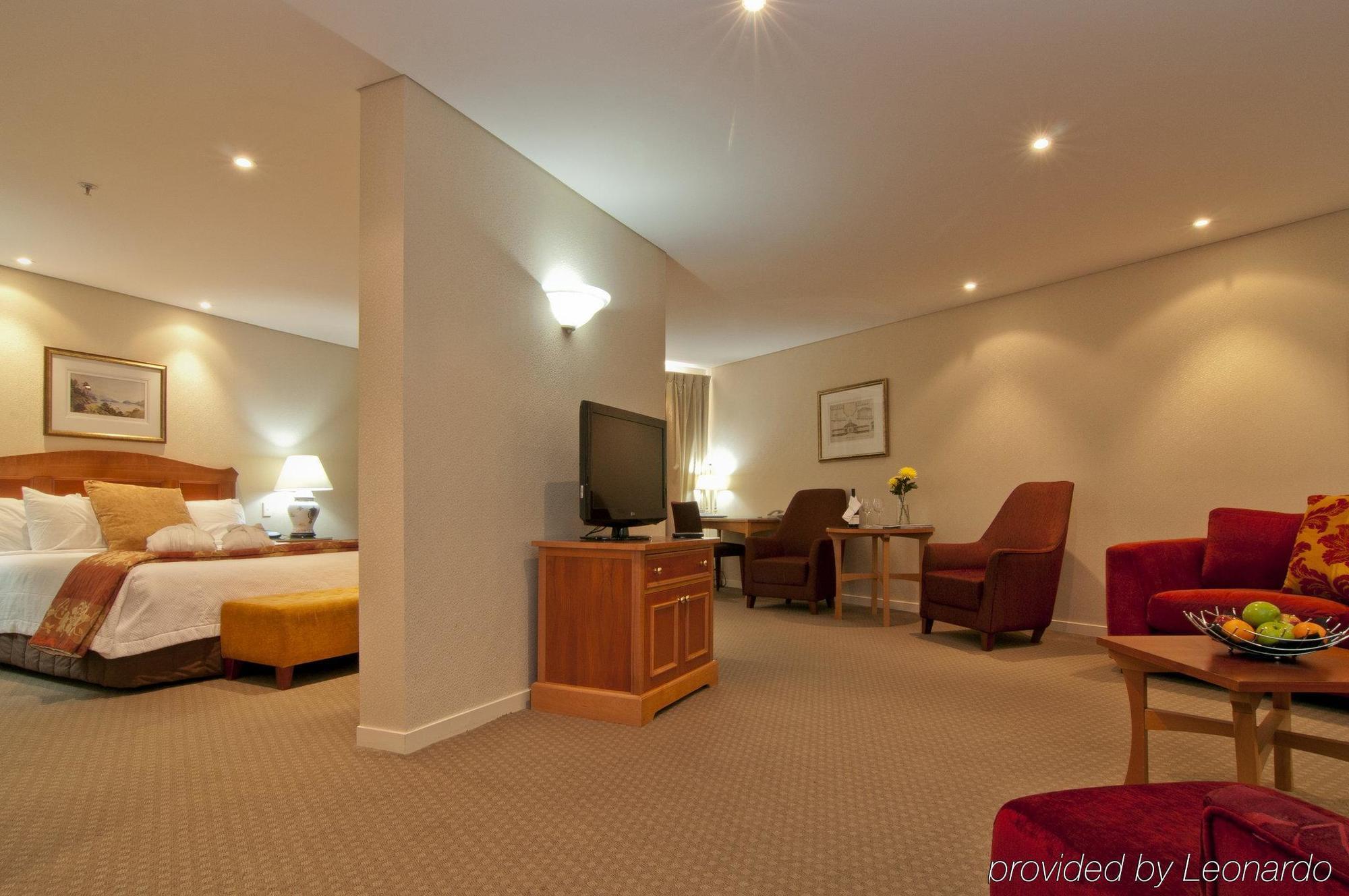 Hotel Millennium